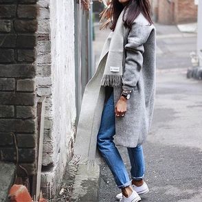 Outfit of the day: Winter grey outfit #grey #coat #and #sneakers